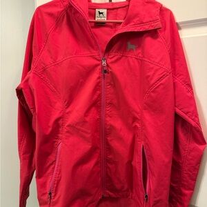 Women’s XL pink The Black Dog Hooded rain/windbreaker jacket